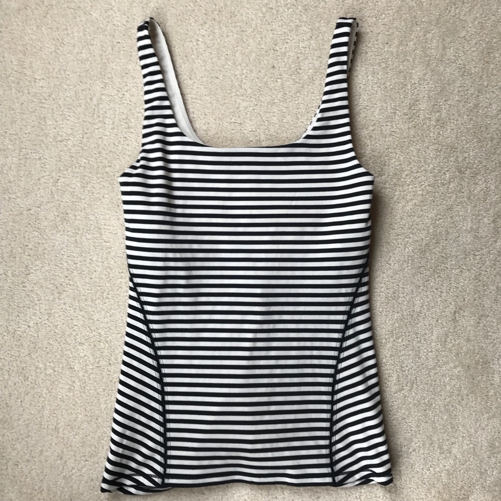 Lululemon top